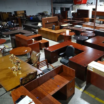 Dining Tables & Chairs